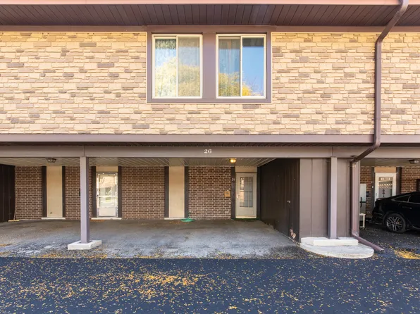 26 Cour Versaille #26, Palos Hills, IL 60465