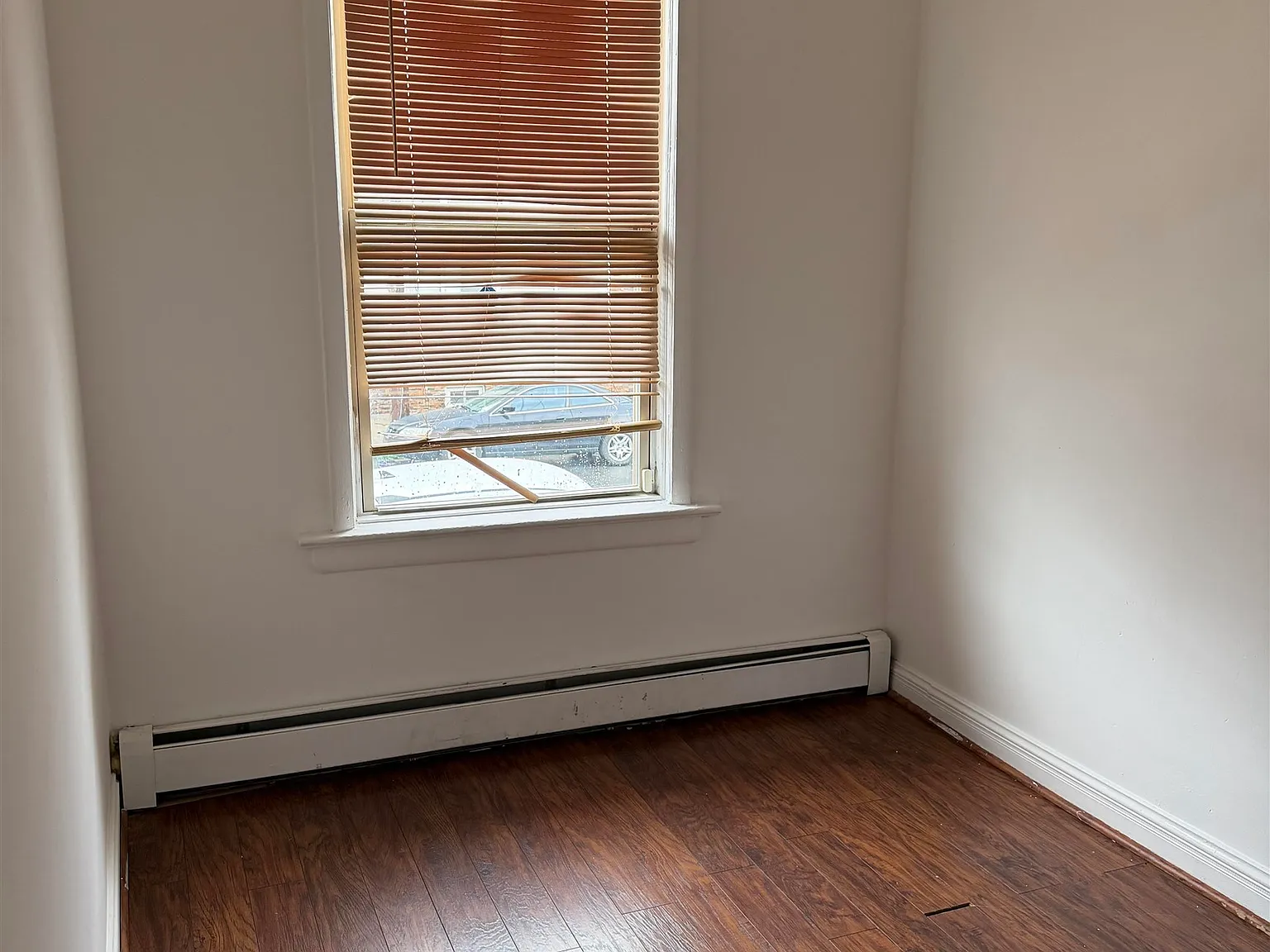 3 bed, 1.0 bath, $2,250 — Photo 4