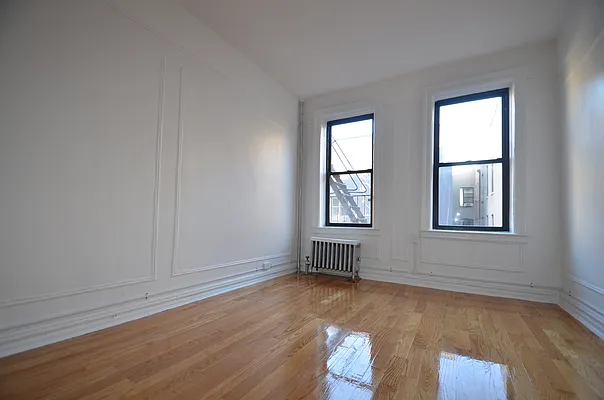 Rented by CITY SKYLINE REALTY INC | media 21