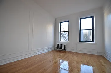 Rented by CITY SKYLINE REALTY INC