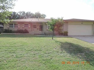 4114 NW Currell Dr, Lawton, OK 73505
