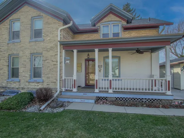 616 Long STREET, Watertown, WI 53098