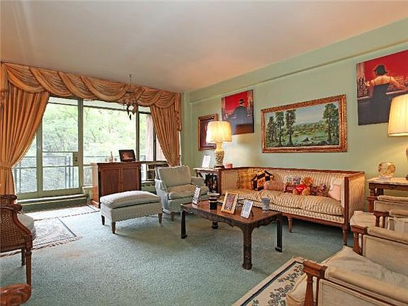2nd image of 2727 Palisade Ave APT 8k