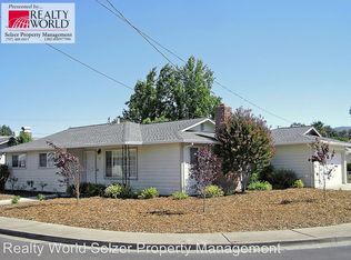 48 Betty St, Ukiah, CA 95482