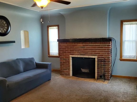 3rd image of 2025 Sanford St