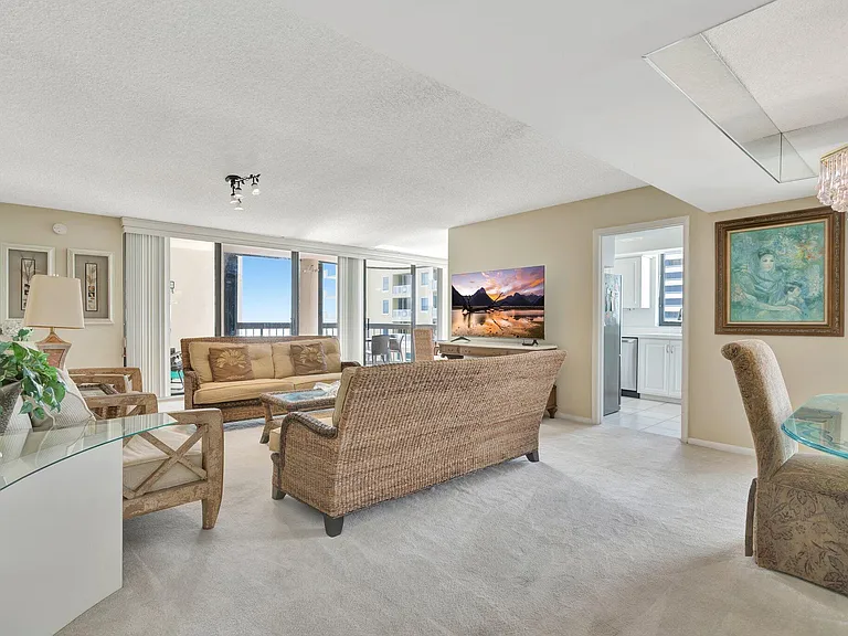 5380 N Ocean Dr #11A — Photo 9