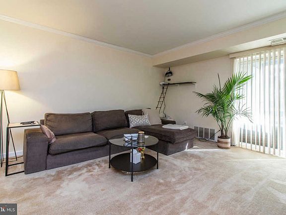 4th image of 287 Shawmont Ave APT F