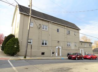 2 Maple St #1, Lititz, PA 17543