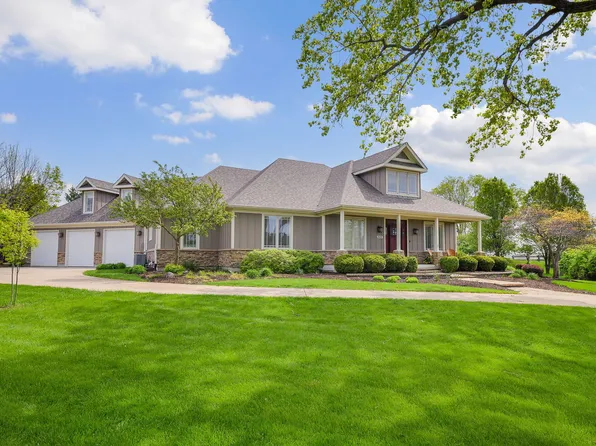 5525 Bluestem Ct, Oswego, IL 60543