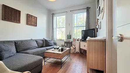 223 Devoe Street, #3R