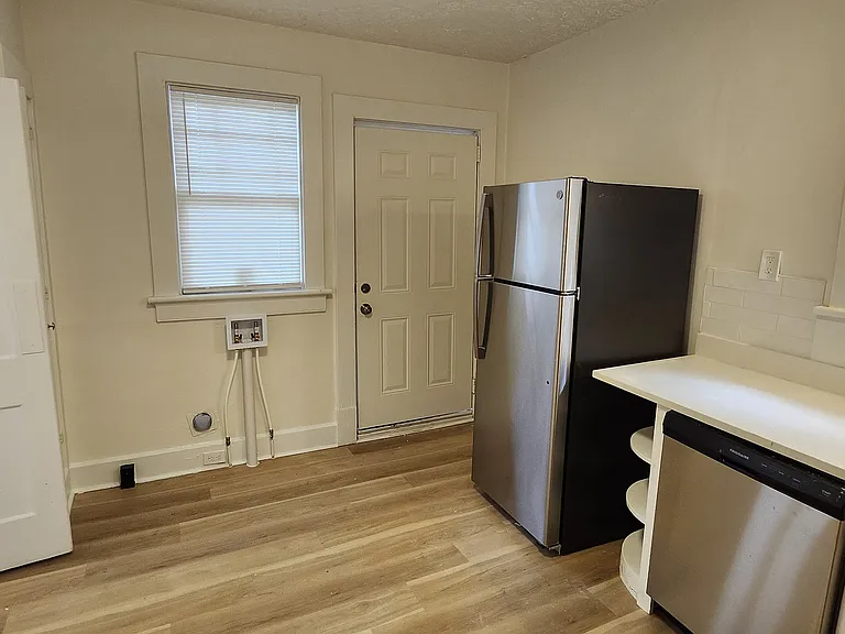 1234 Peacock Ave — Photo 12
