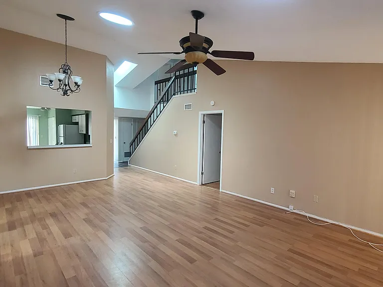 140 Laughing Gull Ct — Photo 9
