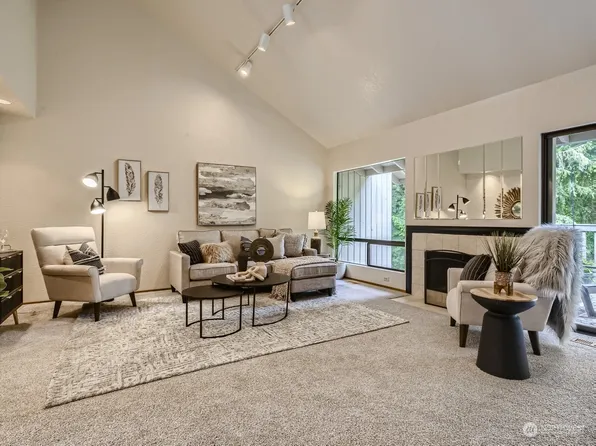 2948 Kennewick Place NE #6, Renton, WA 98056