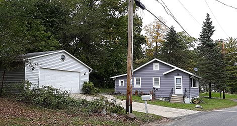 1st image of 243 Koshkonong Dr