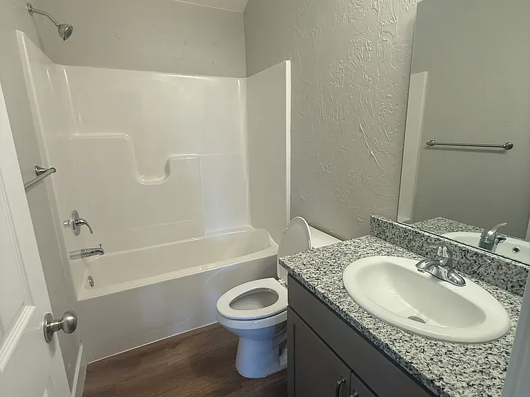 3821 W Freeman St — Photo 13