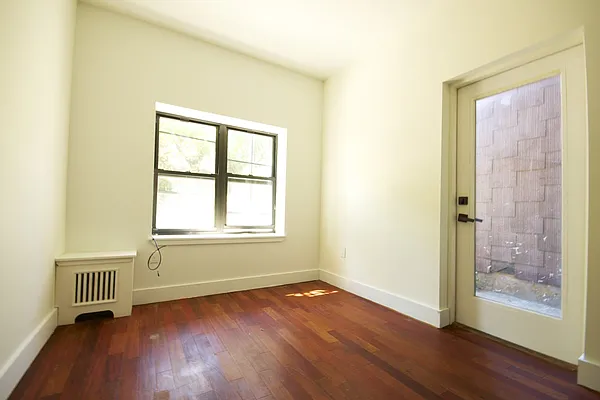 Rented by Nest Seekers International | media 35