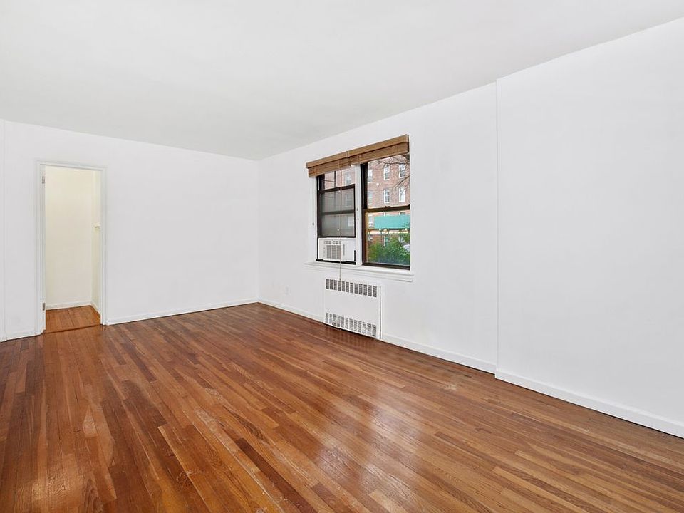 2nd image of 145 72nd St APT A4