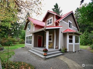 12650 Moes Rd SE, Rainier, WA 98576