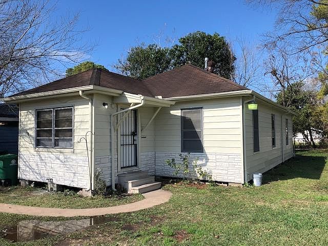 225 Pennsylvania Street ready for you to move in!!!