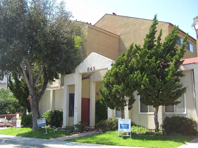 849 Padilla St — Photo 2