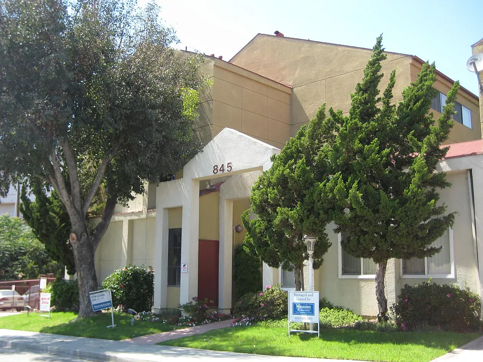 847 Padilla St