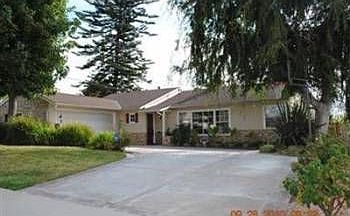 1st image of 520 Cliff Dr