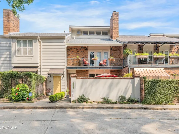 104 Briargate Cir, Lafayette, LA 70503