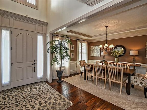 4th image of 110 Kingston Ave