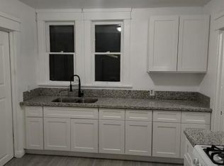 1329 Chester Pl, Bakersfield, CA 93304