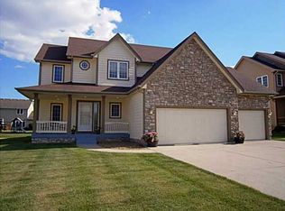 12606 Ridgemont Dr, Urbandale, IA 50323