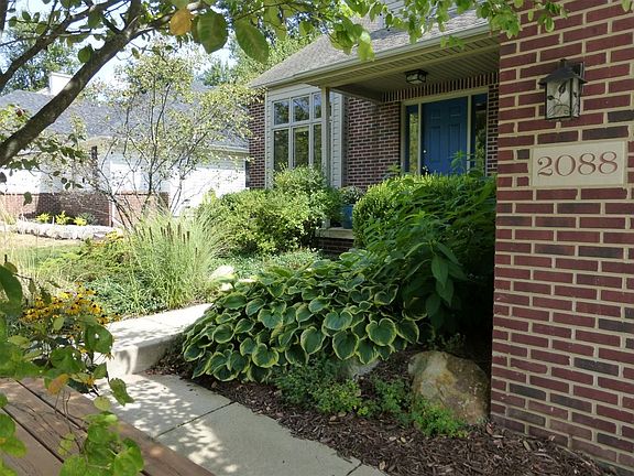 4th image of 2088 Chestnut Cres