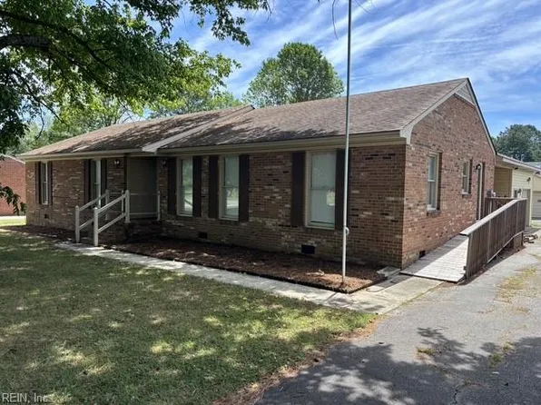 401 Fairview Dr, Franklin, VA 23851