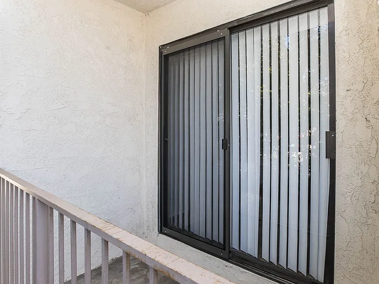 1229 Princeton St #4 — Photo 13