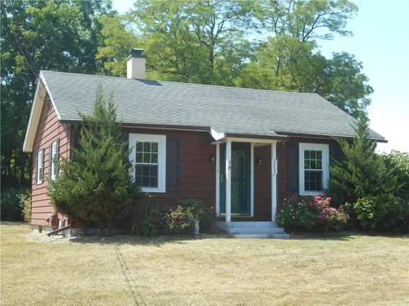 5753 W Lake Rd, Auburn, NY 13021
