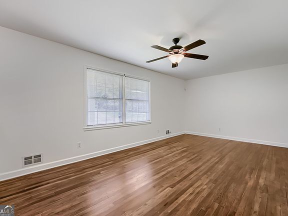 5th image of 2723 Chamblee Tucker Rd