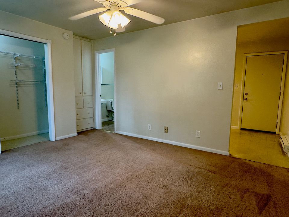 1st image of 316 E College St APT 8