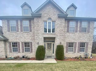 18431 Stonecreek Dr, Hazel Crest, IL 60429