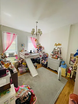 Rented by Voro New York | media 21