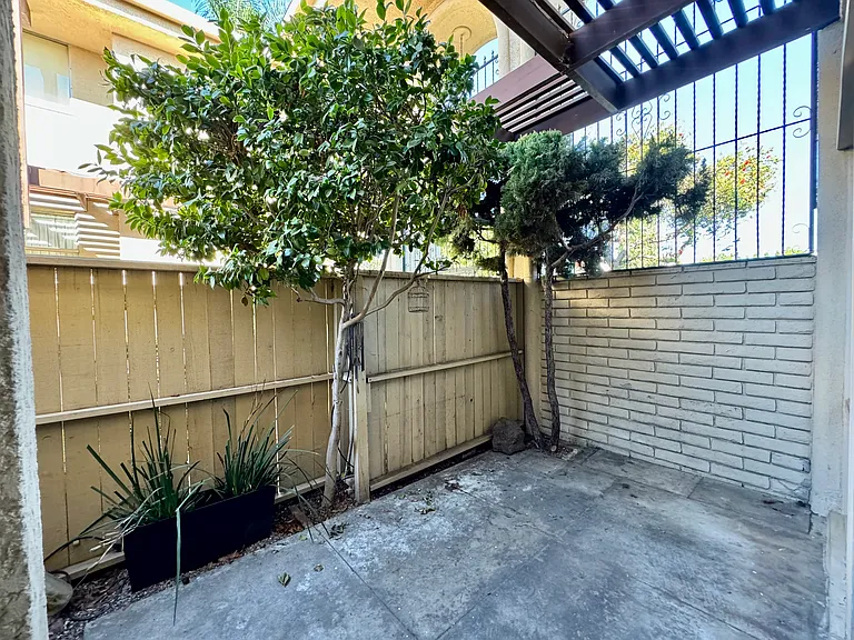 5346 Fairview Blvd — Photo 27