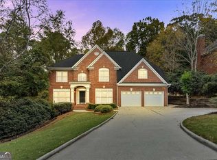 3425 Kingsland Cir, Berkeley Lake, GA 30096