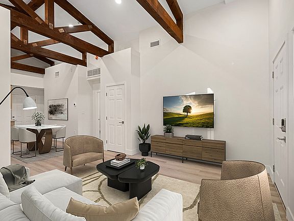 5th image of 120 Calle Amistad #11302