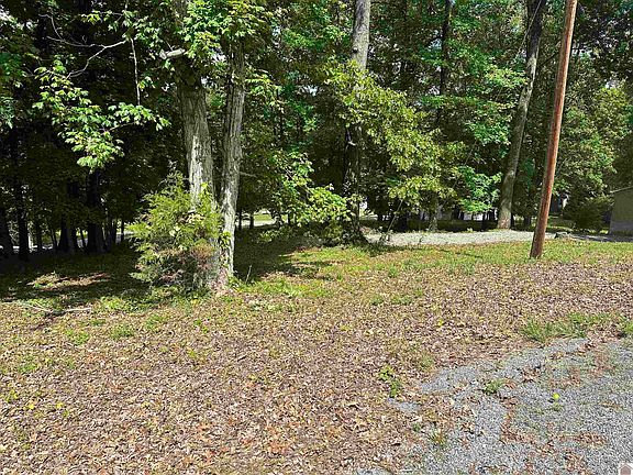 2nd image of 27/28 Hillside Cir