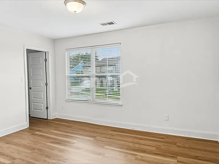 5022 Mountain Springs Rd — Photo 20