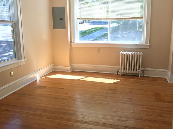 3rd image of 3 Spruce St #A