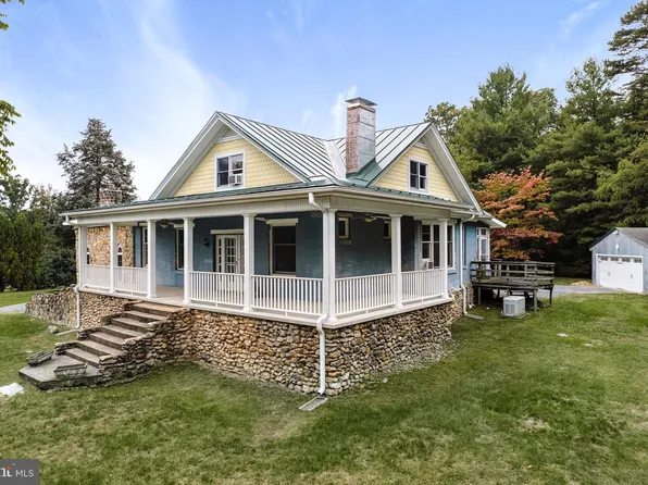 390 Forest Hills Dr, Luray, VA 22835