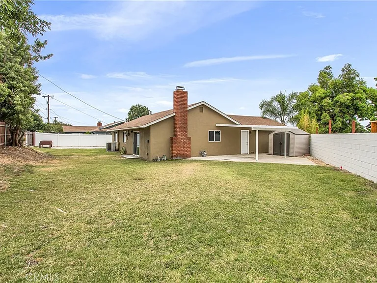 2960 Sterling St — Photo 18