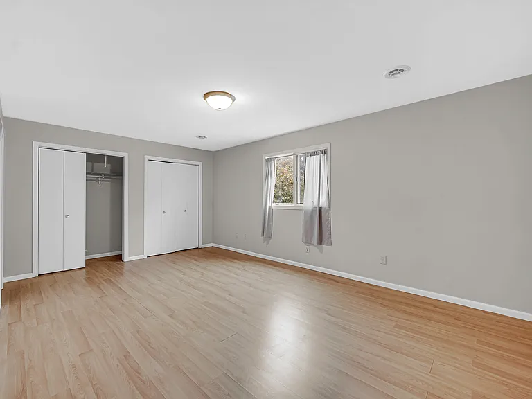1548 Autumn Dr — Photo 13