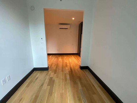 2nd image of 1134 Fulton St #804