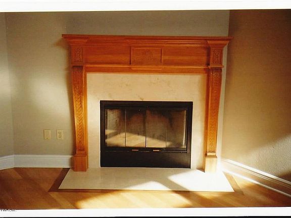 4th image of 166 La Pasada Cir S