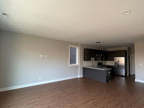 2nd image of 213 S Hamilton Ave #3N